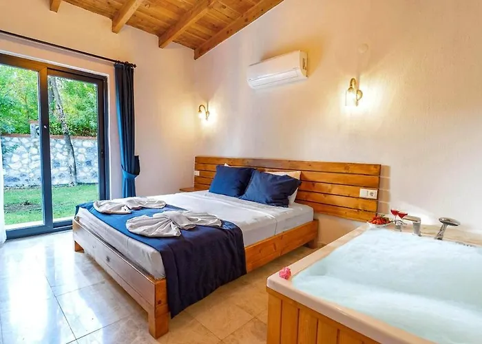 Nea Makri * フェティエ